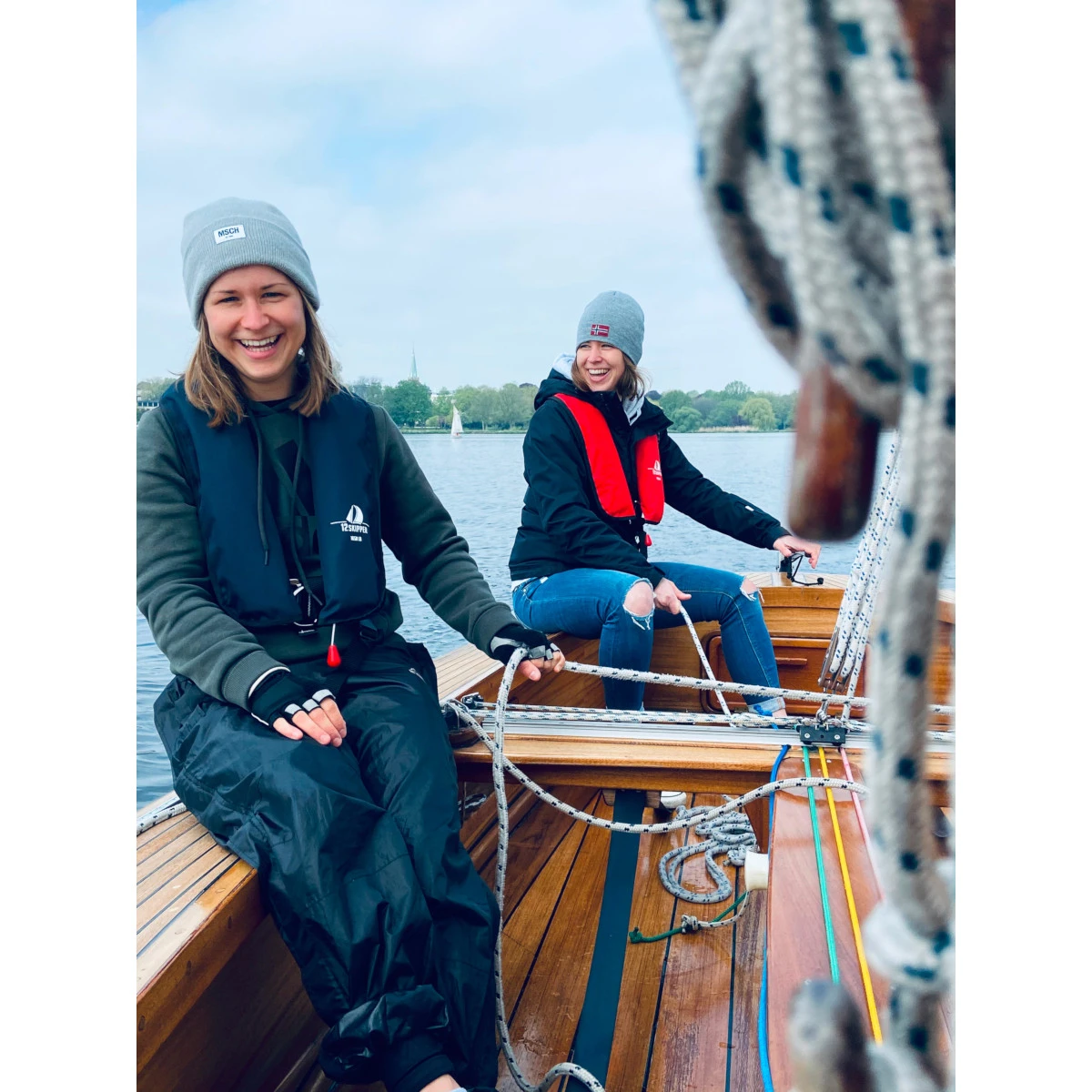 12skipper Automatik-Rettungsweste 165N ISO, Schwarz 7 12skipper Automatik-Rettungsweste 165N ISO, Schwarz – Bild 5